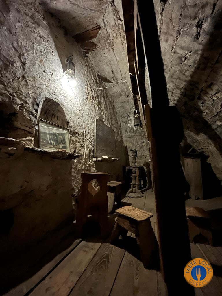 Lake Doxa - Walk in the Alps of Corinthia by George, our Gastronomic correspondent from “Taste Local Greece” - Gastronomy Tours Hidden scool 2 1 - Gastronomy Tours